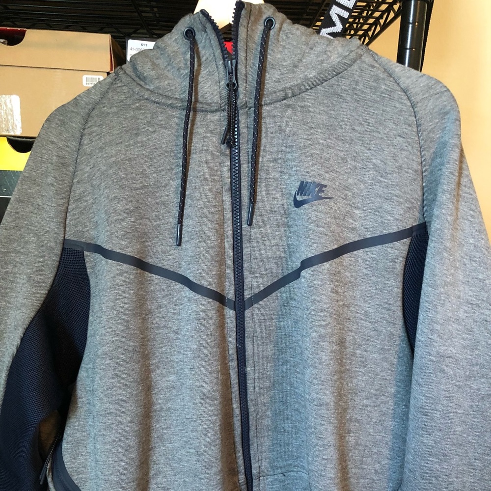 Nike tech fleece jacket